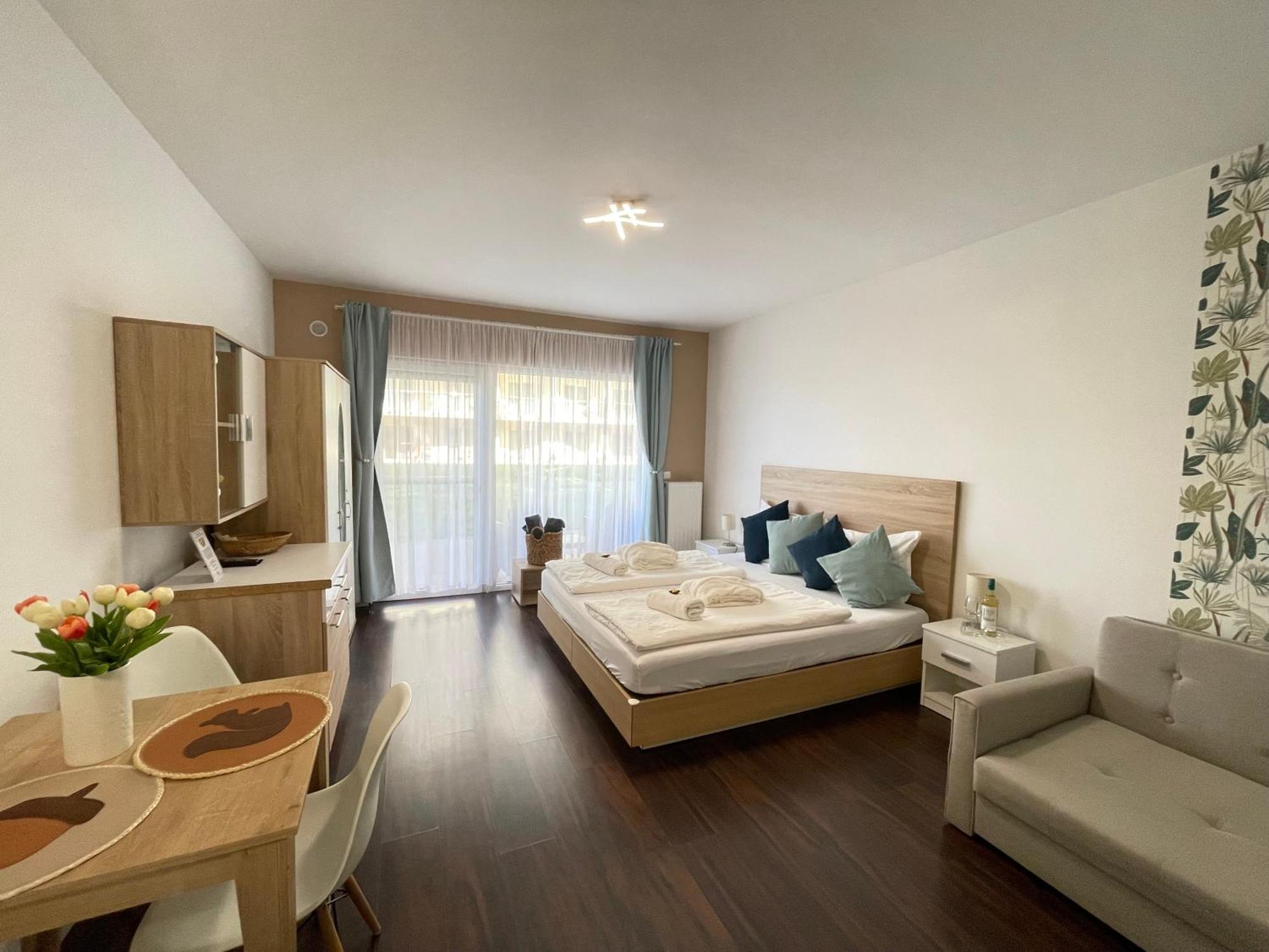 Bike & Spa Velence Apartman Exterior foto